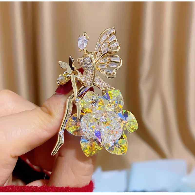 ブローチ 男女兼用 新中華風 高級感 ライトラグジュアリー オーストリアクリスタル ジルコニア ピンク ..