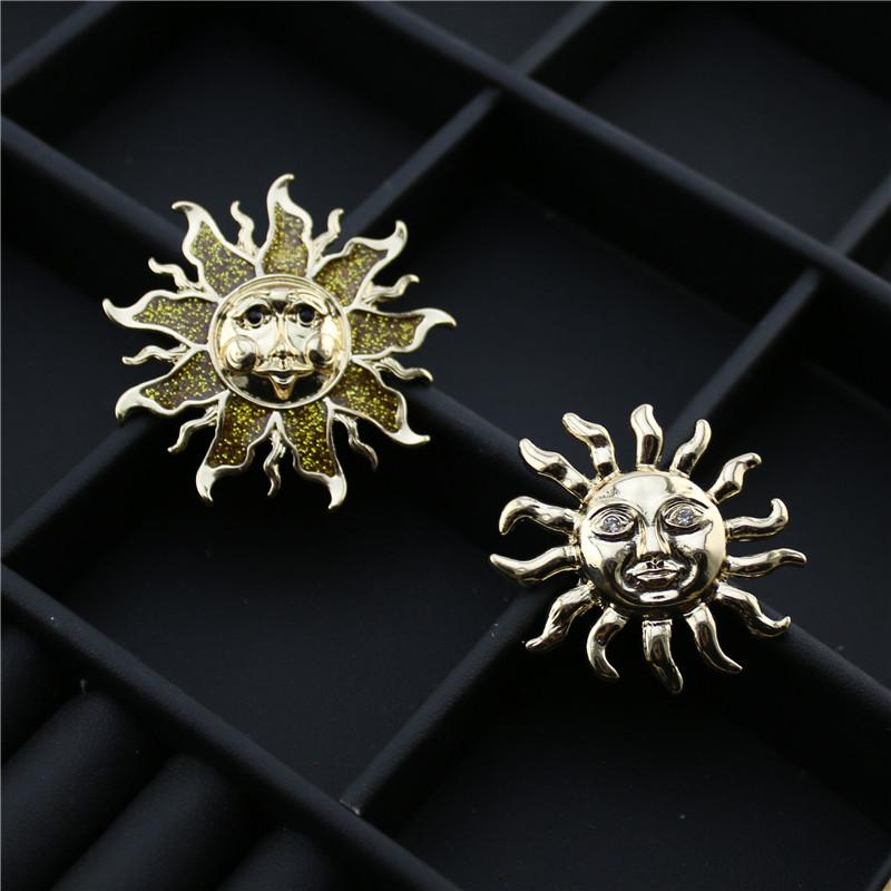 ブローチ メンズ レディース 電気メッキ加工 合金製 金色 太陽モチーフ スマイル エナメル加工 ピンブ..