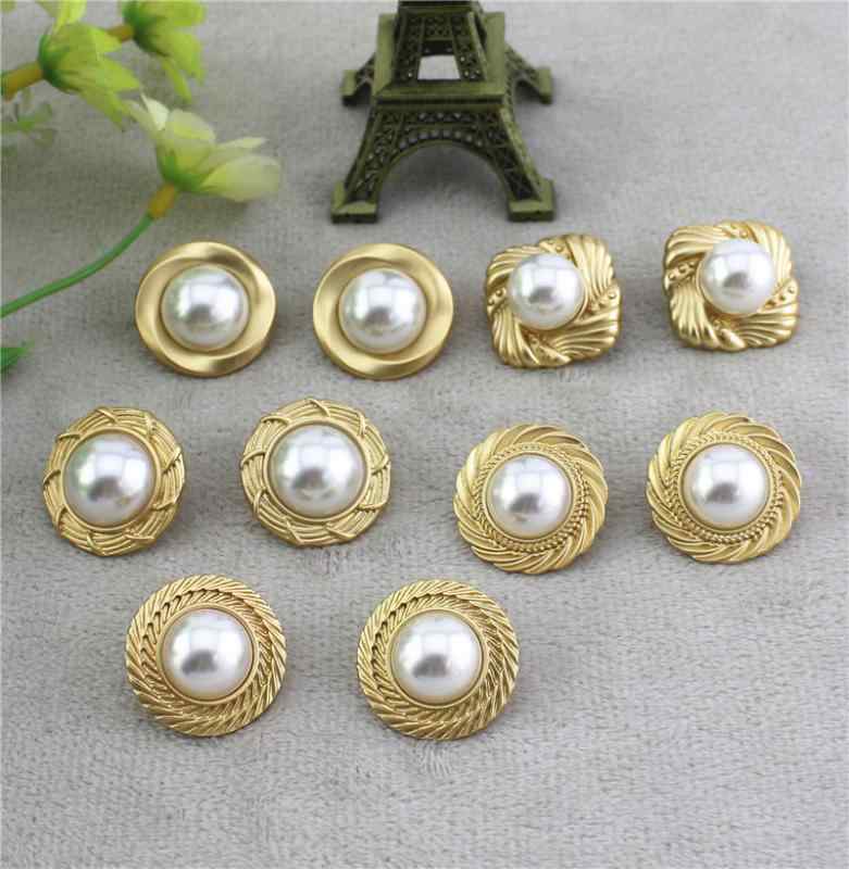 ピアス レディース バロック レトロ 宮廷風 欧米スタイル 上品 エレガント 高見え シンプル マット メタル パール パール 925シルバーポスト 電気メッキ加工