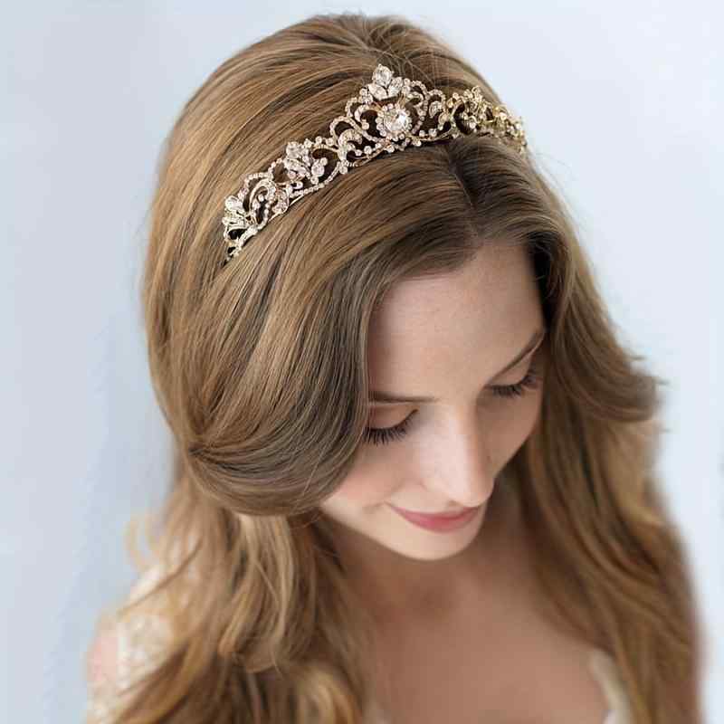 ヘアアクセサリー レディース 花嫁 ブライダル 結婚式 ウェディング 前撮り 撮影用 高級感 ジルコニア ラインストーン 王冠 ティアラ パーティー イベント 発表会 記念日 電気メッキ加工 合金製 欧米風