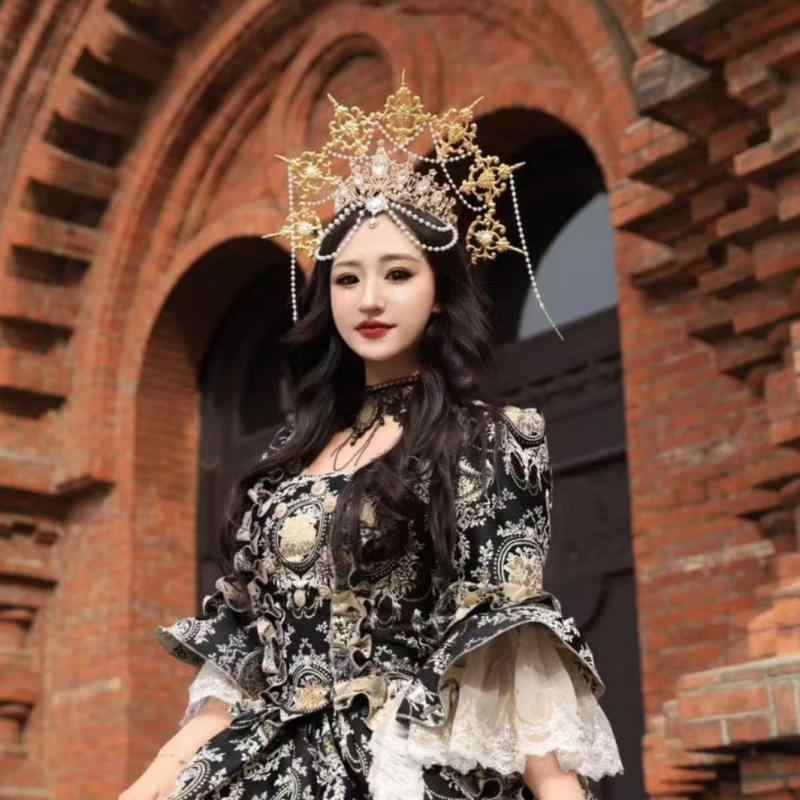 ヘッドドレス レディース パール タッセル 手作り クラウン ティアラ 額飾り マリア様風 髪飾り ゴージャス 華やか ブライダル ウェディング 結婚式 パーティー 発表会 記念撮影 ダンス イベント 衣装小物