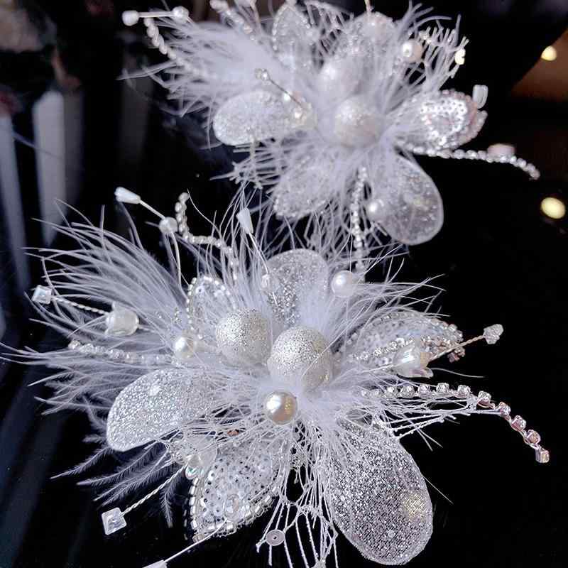 髪飾り レディース 花嫁 ウェディング ブライダル フェザー スパンコール フラワー ヘアクリップ ドリ..