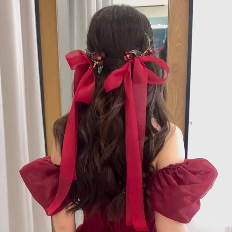 ・素材: 布地・加工方法: 手作業・ヘアクリップの種類: サイドクリップ・流行要素: 花柄・スタイル: 日韓風・スタイル分類: フレッシュスイート・製品カテゴリ: ヘアアクセサリー・対象: 女性・流行要素分類: 植物、花