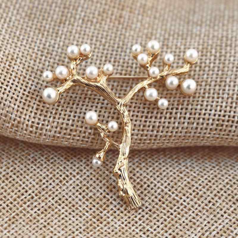 ブローチ レディース パール飾り 亜鉛合金製 電気メッキ加工 枝モチーフ ツリーデザイン ヨーロピアン エレガント 上品 カジュアル フォーマル 結婚式 入学式 卒業式 パーティー コサージュ 胸飾り プレゼント ギフト