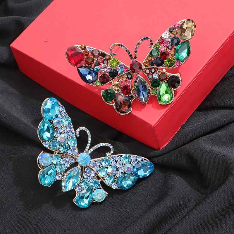 ブローチ レディース 蝶々 バタフライ 大型 ジルコニア 煌めく 上品 エレガント 秋冬 ファッション アクセサリー パーティ 結婚式 入学式 卒業式 お呼ばれ セレモニー 華やか