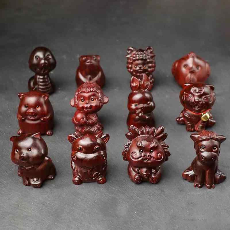置物 紫檀木彫り 十二支 干支 全種セット 手彫り かわいい ミニサイズ デスク飾り インテリア雑貨 縁起物 オブジェ コレクション アンティーク 骨董品 リビング 玄関 オフィス 開運グッズ