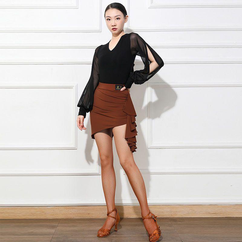 ダンススカート レディース 大人用 ラテンダンス 社交ダンス 練習着 レッスンウェア 競技用 ステージ衣装 プロ用 伸縮性 ストレッチ 綿 スパンデックス ショート丈 ハーフ丈 セクシー フレア 体型カバー