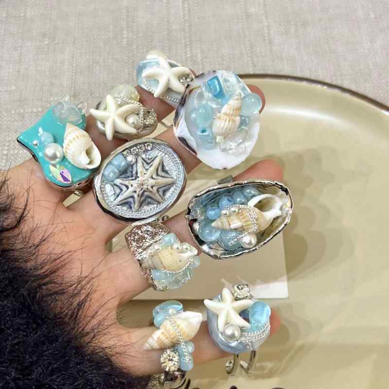 指輪 レディース 天然 マリンブルー シェル 巻き貝 クリスタルストーン ビーズ 個性的デザイン 高級感 ..