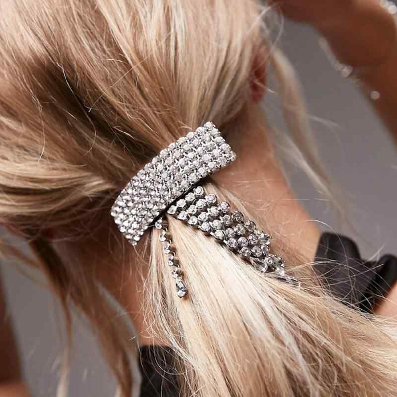 ヘアクリップ レディース シンプル 高級感 通勤用 ラインストーン ジルコニア フリンジ タッセル スプリングクリップ バレッタ 後ろ髪 ..