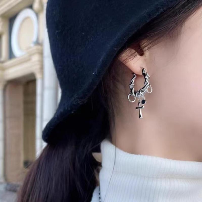 ピアス レディース 銅製 電気メッキ加工 月光石 エッジの効いた幾何学デザイン 日韓スタイル ライトラグジュアリー 高級感 SNS映え フェミニン