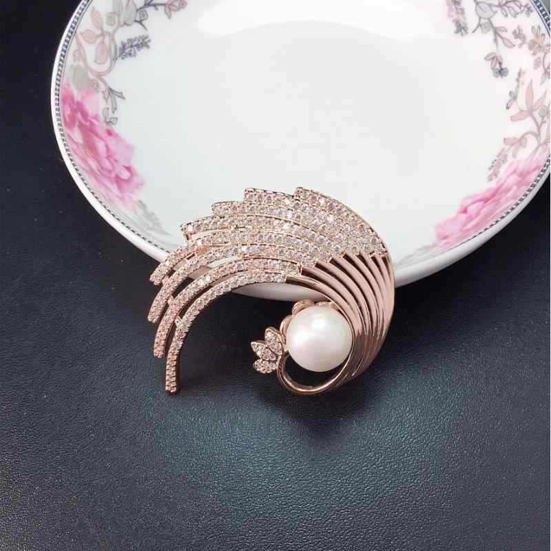 ブローチ レディース 韓国風 シンプル エレガント 高級感 豪華 繊細 パール ジルコニア 鳳凰 花 フラワーモチーフ マイクロセッティング 結婚式 卒業式 入学式 パーティー フォーマル ゴールド シルバー ローズゴールド