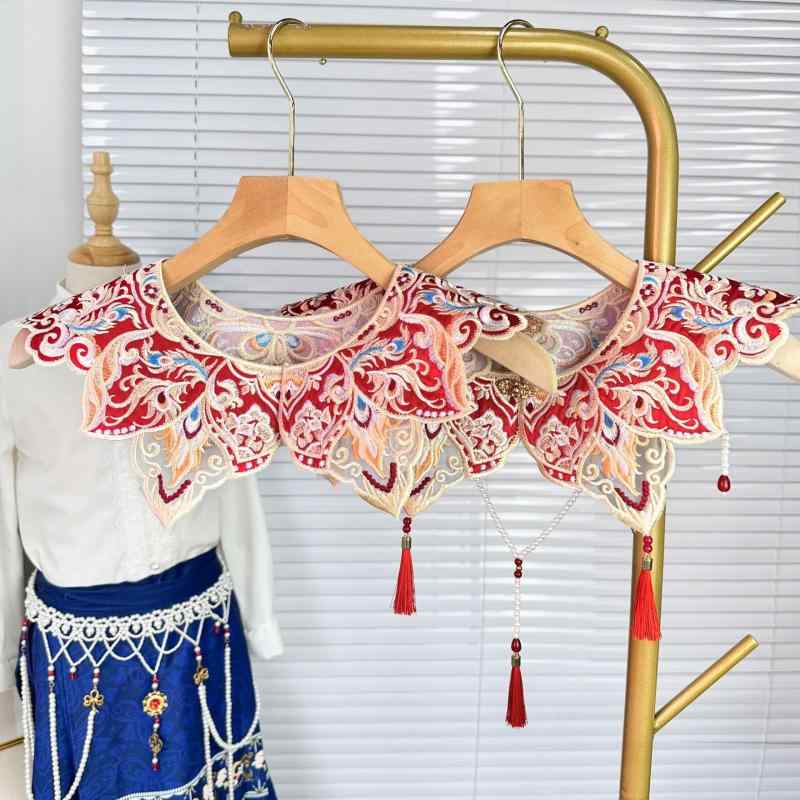 付け襟 レディース 赤色 民族風 漢服 雲肩 ケープ ショール 四季兼用 新チャイナスタイル 刺繍 フリンジ ペンダント ポリエステル ファッション小物 華やか おしゃれ