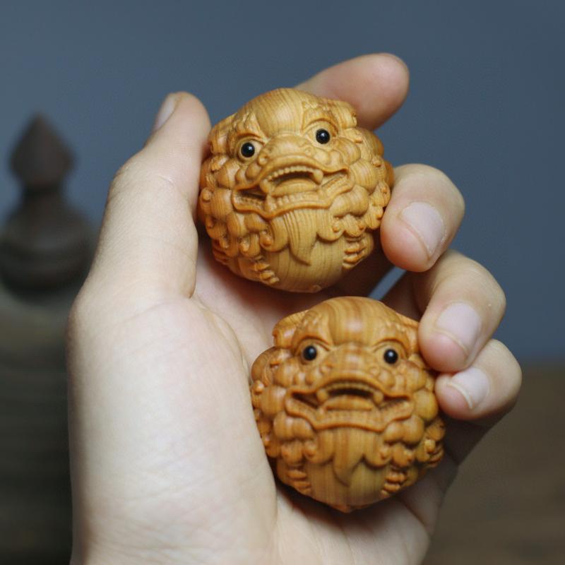 健康球 中高年向け 崖柏木彫り 無垢材 獅子頭 貔貅 掌中球 手遊び球 脳トレ ストレス解消 東洋風 インテリア 置物 開運 幸運 ラッキーアイテム ギフト