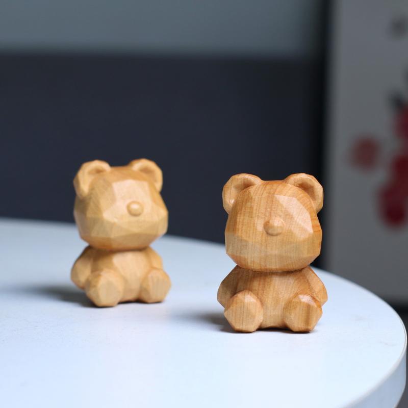 木彫り置物 崖柏製 かわいい ジルコニアクマ 卓上 手持ち ミニオブジェ 手彫り 無垢材 インテリア雑貨 アート品 縁起物 プレゼント ギフト