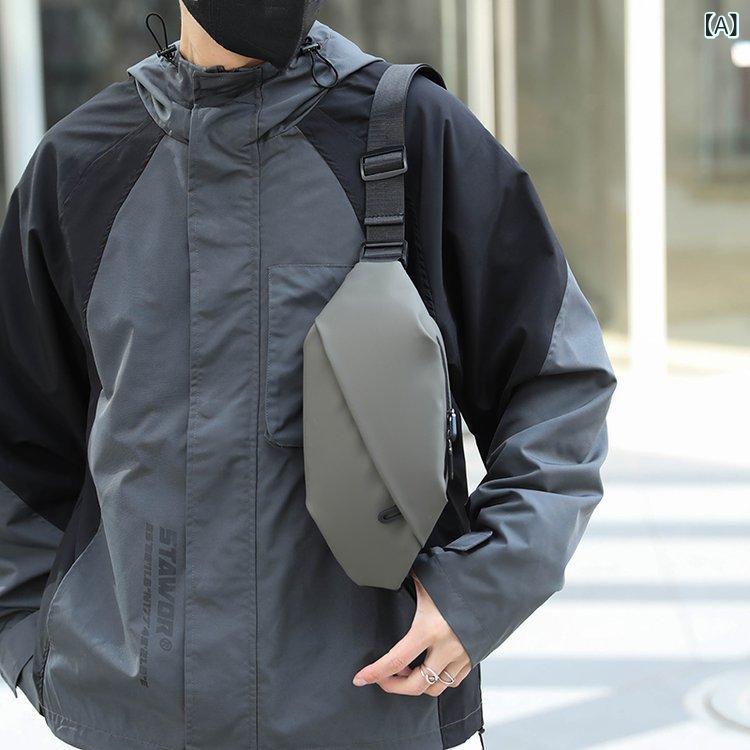 ・カテゴリ: メンズ斜めがけバッグ・スタイル: アーバンシンプリー・主な素材: 防水布・機能: 軽量・柄: アルファベット・スタイル要素: コントラストカラー・カラー展開: カーキ、ブルー、ブラック、グレー・裏地素材: ポリエステル・サイズ: 16.67cm・対象: メンズ・適用シーン: 日常
