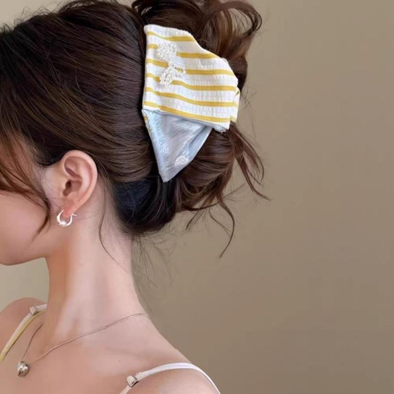 ヘアアクセサリー レディース おしゃれ かわいい 布製 ミックス素材 ストライプ 三角形 バンスクリップ 韓国風 インスタ風 リバーシブル まとめ髪 春夏