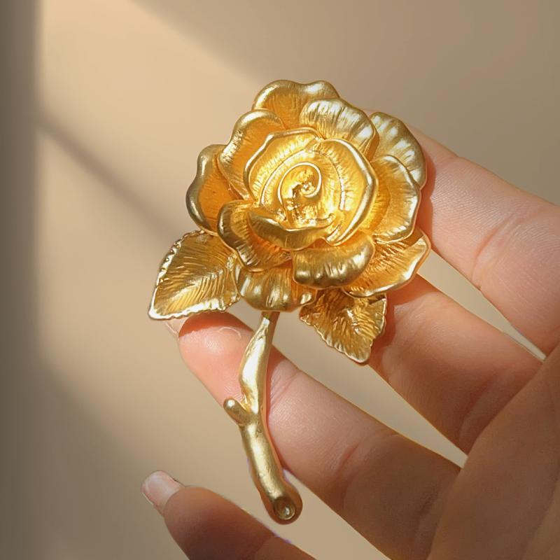 ブローチ レディース ゴールド ローズ 薔薇 フラワーモチーフ 高級感 上品 ライトラグジュアリー 2WAY ..