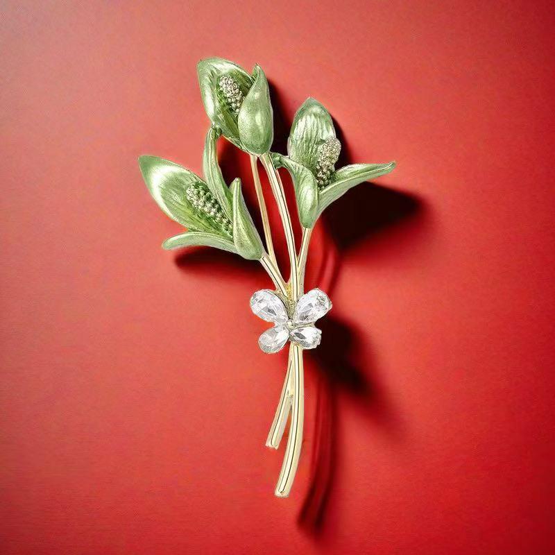 ブローチ レディース 韓国風 スタイリッシュ エナメル加工 3連 緑色 麦の穂 蝶 花モチーフ レトロ アン..