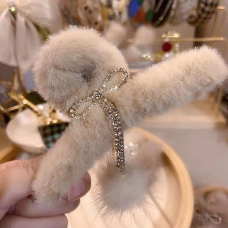 ヘアアクセサリー レディース 秋冬 ふわふわ もこもこ ファー フリンジ リボン バ...