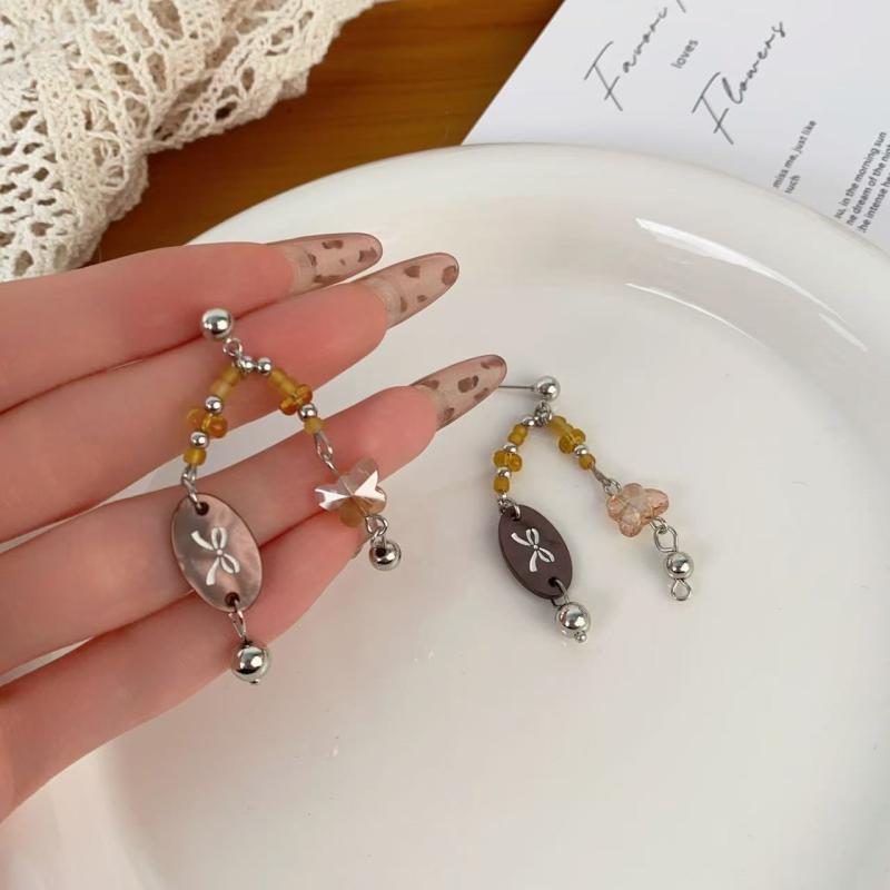 Freshwater Pearl - ピアス レディース 電気メッキ加工 高級感 アシンメトリー バタフライ 蝶 ビーズ タッセル 上品 エレガント 個性的 デイリーユース 通勤 オフィス