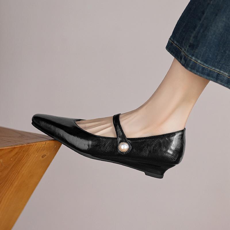 パンプス レディース ローヒール ウェッジソール スクエアトゥ バックル 歩きやすい 快適 無地 PUレザー 通勤 オフィス 春秋 大きいサイズ 小さいサイズ