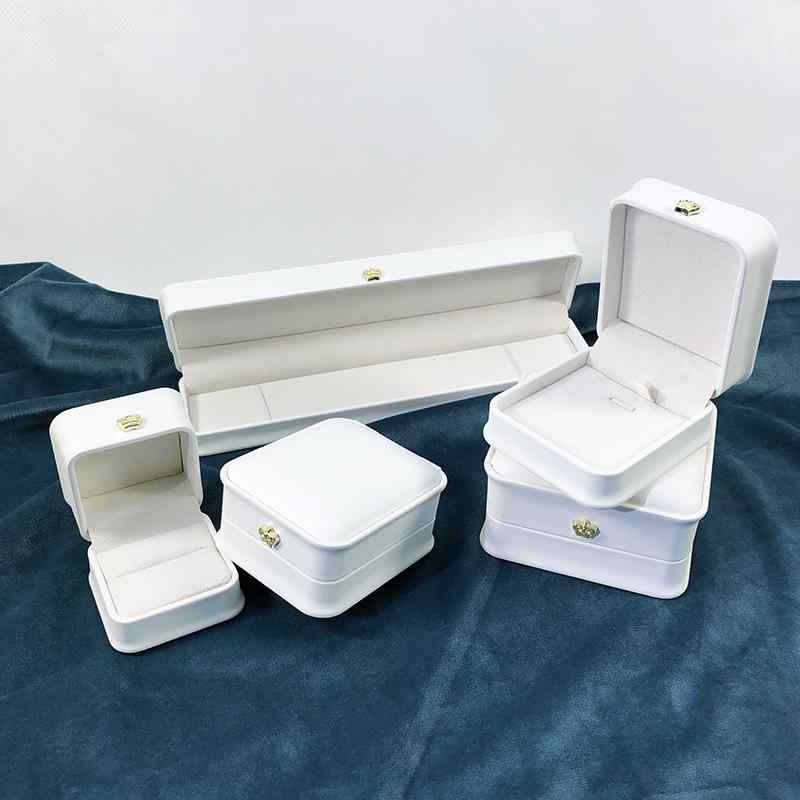 ・素材: 複合材料・用途: ジュエリーアクセサリー包装・仕様: リングケース、ペンダントケース、ブレスレットケース、バングルケース・カラー: ゴールド、ブルー、ダークグリーン、レイクブルー、ホワイト