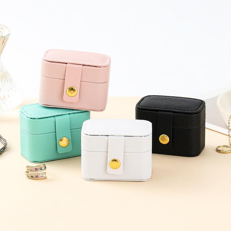 ジュエリーボックス 指輪 ピアス イヤリング トラベル 携帯用 ミニ コンパクト ボックス PUレザー ホワイト ピンク ブルー ブラック