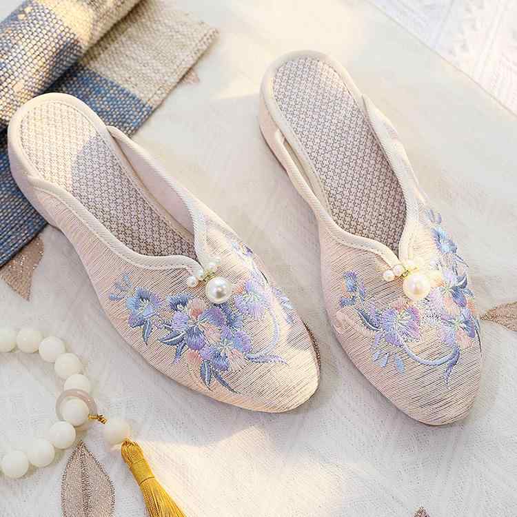 ミュール レディース 厚底 低めウェッジソール ポインテッドトゥ 花柄刺繍 ビーズ飾り 大きいサイズ カジュアル 春夏 布製 スタイルアップ