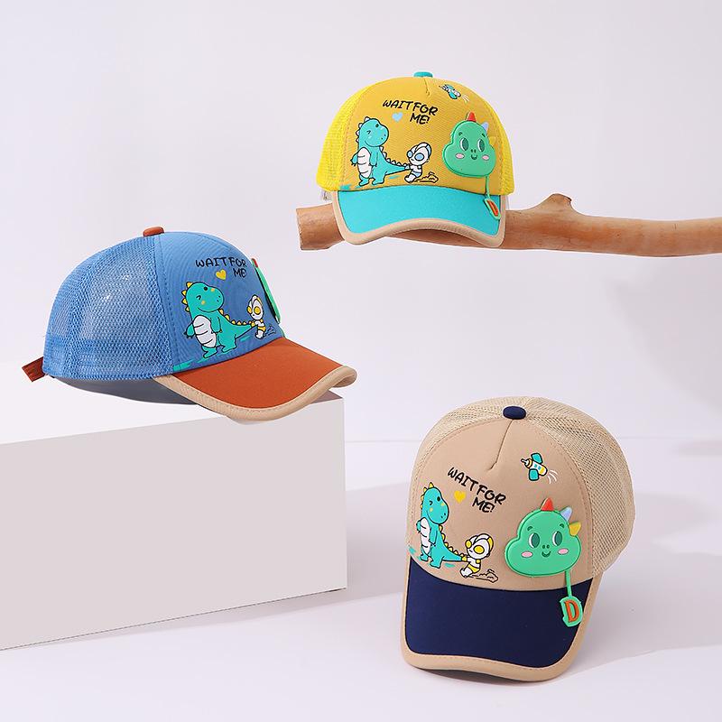 ・カテゴリ: ベースボールキャップ・カラー展開: イエロー×グリーン、ブルー×オレンジ、カーキ×ネイビー、ベージュ×ブルー、ライトブルー×ベージュ・頭囲: 45-72cm・つばの形: 大つば・帽頂: 丸型・機能: 日焼け防止、保温、日よけ・スタイル: フェミニン、カジュアル、キュート、スイート、プリンセス、田園風、リゾート風、韓国風・対象年齢: 生後6ヶ月〜6歳頃・主な素材: ポリエステル 71-80%、綿・柄: 動物、キャラクター、模様