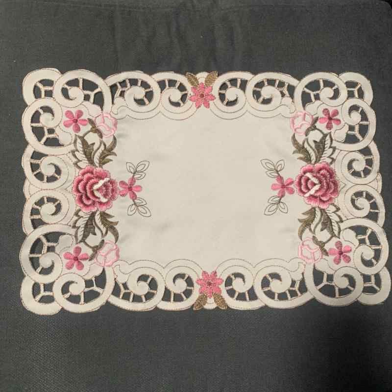 Rakuten - ランチョンマット プレースマット 家庭用 長方形 ポリエステル製 シルク 刺繍 花柄 レース カットワーク ダイニングテーブル 断熱 耐熱 ヨーロピアン