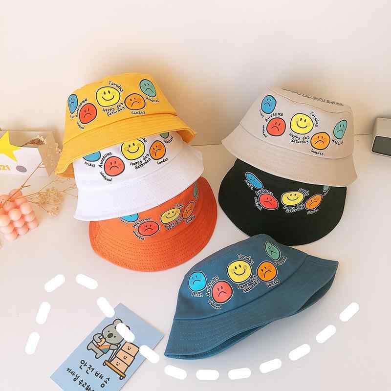 Rakuten - 帽子 キッズ 子供 男の子 女の子 日よけ 紫外線対策 UVカット 広つば フラットトップ 笑顔 キャラクター おしゃれ ファッション バケットハット 春夏秋 オレンジ ホワイト イエロー ブラック ブルー ベージュ