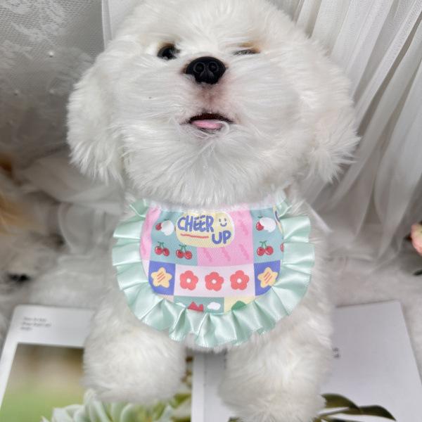 ・カテゴリ: ペット用スタイ・カラー展開: イエロー、レッド、ネイビー、スイカ・主な素材: ポリエステル・対象: オールペット・サイズ: 幅12cm×高さ8cm（体重1.5〜5kgのペット向け）