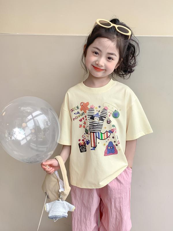 ・カテゴリ: キッズTシャツ・性別: 女児・スタイル: 韓国風・主な素材: 綿95%・ネックライン: クルーネック・袖丈: 半袖・柄: カートゥーン・デザイン要素: スポーツ、田園風、カートゥーン、可愛い、プリンセス、トレンド・生地加工: 柔らか加工・機能: 吸湿速乾・フード: なし・安全基準: B類・カラー展開: ホワイト、ライトイエロー・対象年齢: 3〜8歳・推奨身長: 100cm、110cm、120cm、130cm、140cm、150cm