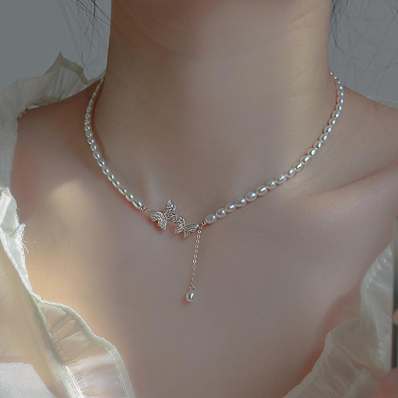 Rhinestone - ネックレス レディース ダブルバタフライ 蝶々 パール パール レトロ アンティーク調 上品な高級感 個性的 デザイン ハンドメイド 合金製 鎖骨 チョーカー