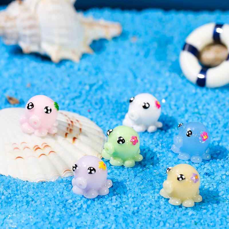 ・カテゴリ: 樹脂工芸品・素材: 合成樹脂、プラスチック・カラー展開: ホワイト、ブルー、ピンク、イエロー、ライトグリーン、ライトパープル・サイズ: 1.5cm × 1cm・スタイル: 中式