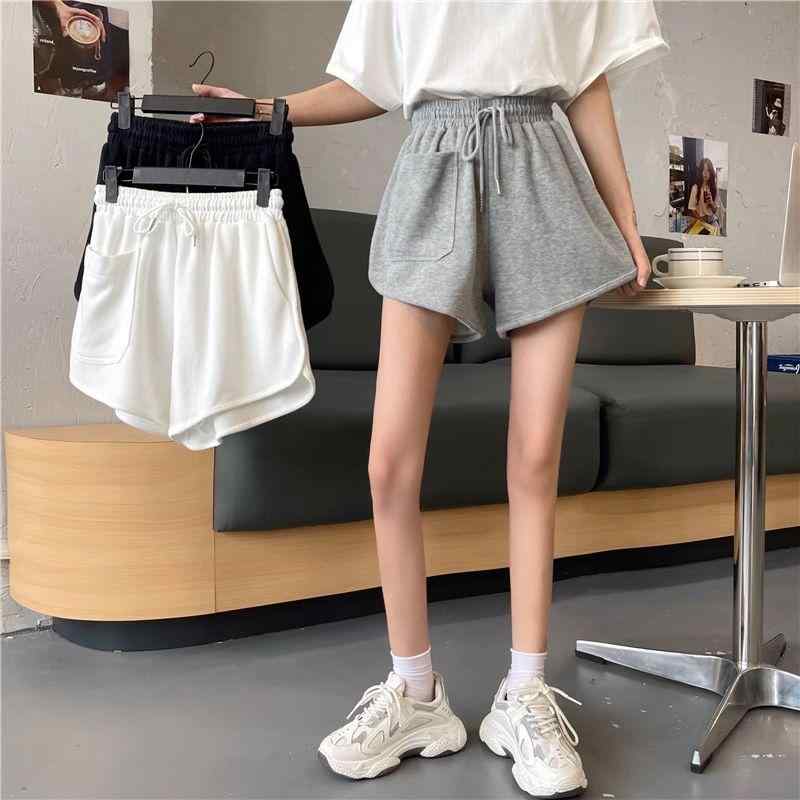 ・カテゴリ: ワイドパンツ・スタイル: 通勤・主な素材: 綿30%以下、ポリエステル50-70%・丈長: 3分丈・ウエスト: ハイウエスト・厚み: 中厚・カラー展開: ホワイト、グレー、ブラック・サイズ展開: M、L、XL・装飾: ポケット・ストレッチ: 微弾・縫製: 切り替え
