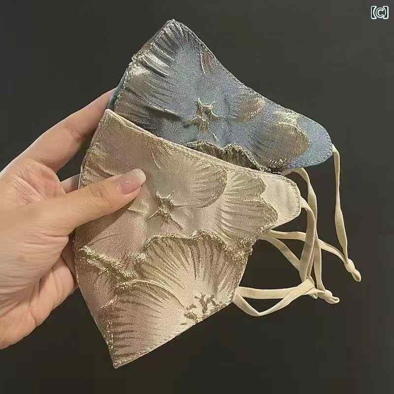 セキュアデポのマスク レディース 春夏秋 紫外線対策 防風 撥水 立体 刺繍 花柄 チュール レース フリル 耳掛け 日焼け防止｜アングル3