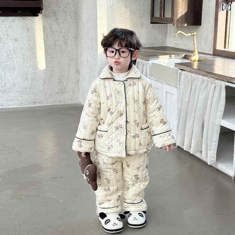 ・カテゴリ: 子供ルームウェア・対象: 男児・対象年齢: 1~3歳・適合身長: 80~100cm・スタイル: スイート・柄: ヴィニ小熊、パンダ、ブロックドッグ・主素材: 綿・組成: 綿60%、スパンデックス40%・厚み: 加厚・機能: 保温・加工: プリント・デザイン要素: セット、卡通、キュート、カーディガン、レース、ツートン・款式: セパレート・袖型: 落とし肩・袖丈: 長袖・ネックライン: クルーネック