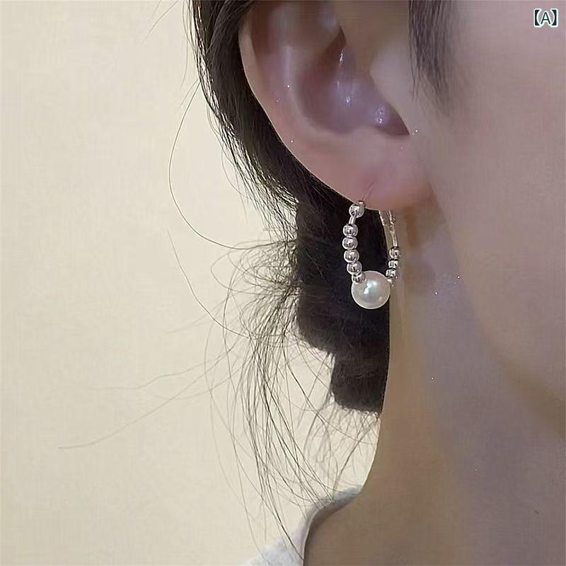 耳飾り レディース 耳輪 925銀 シルバー 揺れる フェイクパール 高級感 エレガント シンプル 普段使い パーティー 通勤用 通学用 アクセサリー プレゼント かわいい