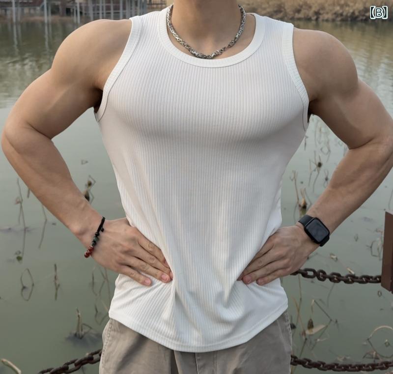 セキュアデポのTシャツ メンズ ノースリーブ タンクトップ 接触冷感 吸汗速乾 ストレッチ 無地 スポーツ 運動 トレーニング 筋トレ 部屋着 カジュアル ランニング トップス｜アングル2