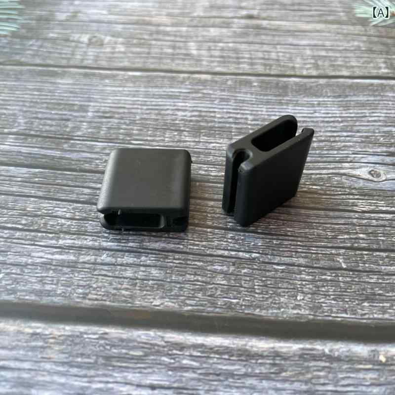 ・カテゴリ: ケーブルホルダー・スタイル: シンプル・素材: TPR・サイズ: 3×3×1.1cm・対応製品: ケーブル全般・カラー展開: ブラック、ホワイト、ブルー、ピンク・特徴: ケーブル収納