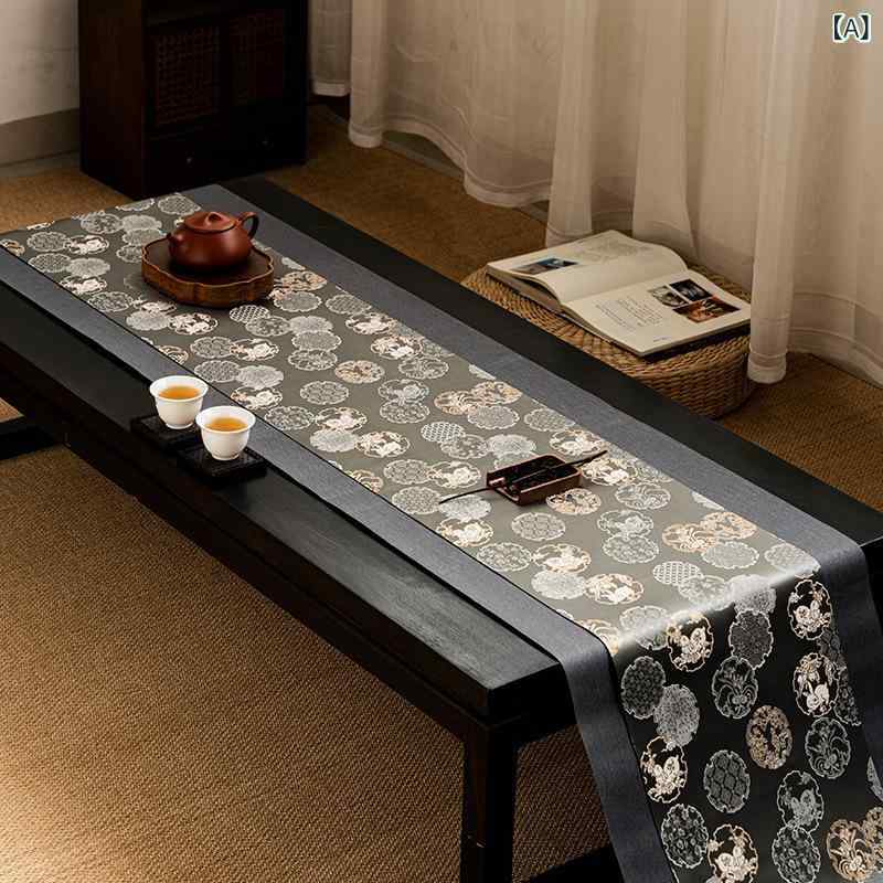テーブルランナー 茶器 マット ウサギ 和風 高級感 金糸 ジャガード 撥水 テーブル...