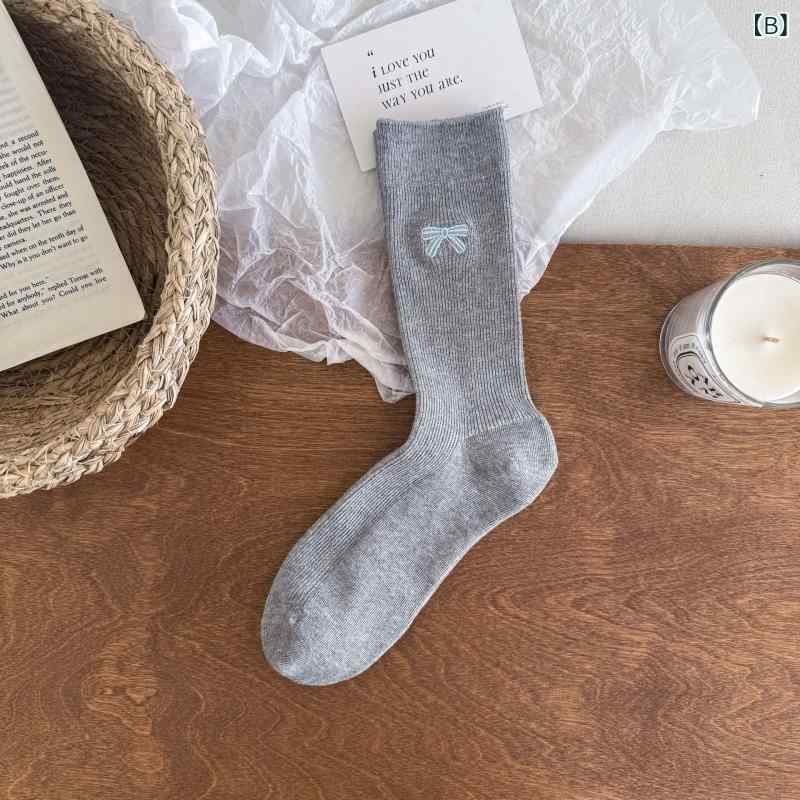 セキュアデポの靴下 レディース 春夏秋 中筒ソックス 刺繍 リボン コットン 吸汗 防摩擦 シンプル カジュアル 4色セット｜アングル2