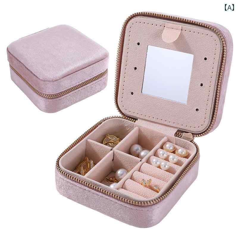 ・カテゴリ: ジュエリーボックス・素材: フランネル・用途: アクセサリー収納・サイズ: 10x10x5cm・カラー展開: ピンク、ブラック、グリーン、オフホワイト、ブルー、グレー・サイズ誤差: 0.1-0.5cm