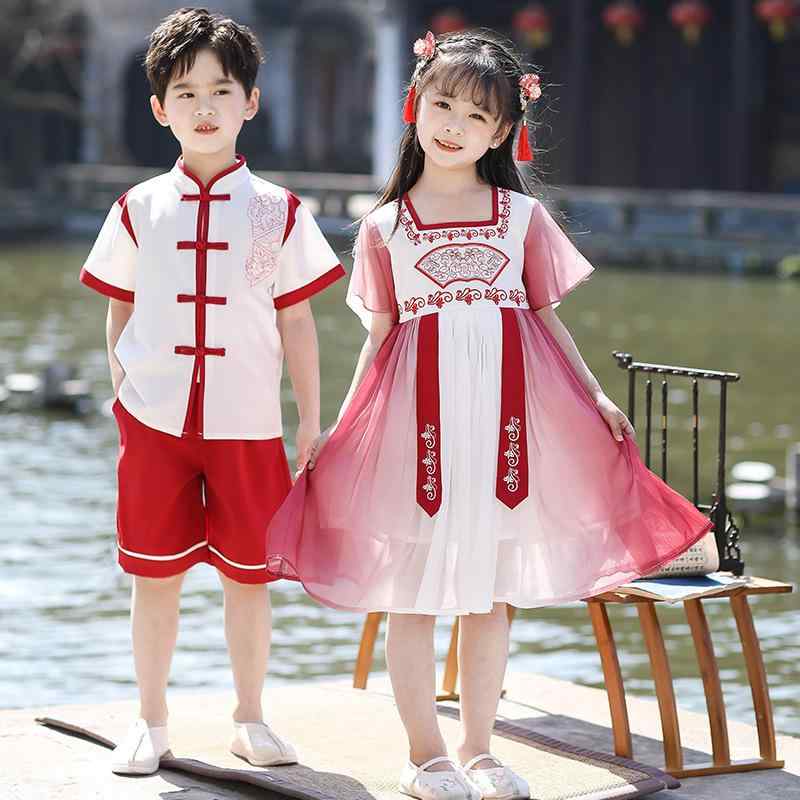 ・柄: 花柄・インナータイプ: 中綿・生地加工: 柔軟加工・デザイン要素: セットアップ、トレンド・安全基準: B類・対象性別: ユニセックス・主な素材: 綿 95%・生地の厚さ: 薄手・スタイル: チャイナ風・カラー展開: メンズ、レディース・対象身長: 100cm、110cm、120cm、130cm、140cm、150cm、160cm、170cm、180cm・タイプ: 唐装・対象年齢: ジュニア(8歳以上、140cm以上)・カテゴリ: 子供用チーパオ・唐装・民族衣装