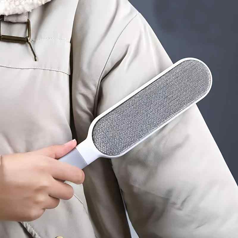 毛玉取り器 静電 抜け毛取り クリーナー 両面 洋服ブラシ 粘着 ホコリ取り 携帯用 便利