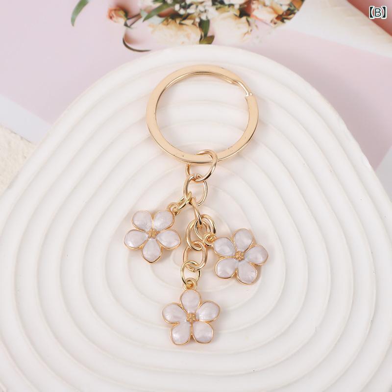セキュアデポのキーホルダー レディース 桜 花 モチーフ かわいい チャーム ストラップ 鍵 バッグチャーム アクセサリー 小物 雑貨 プレゼント｜アングル3