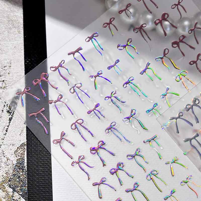 ネイルシール レディース ゴールド リボン 蝶結び 貼るだけ 極薄 ネイルステッカー セルフネイル シンプル 上品 ネイルアートデコフレーク デコレーション 3D