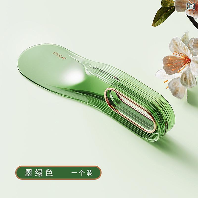 セキュアデポのシーツハンガー 便利グッズ ベッドメイク ヘラ ベッドシーツホルダー マットレスリフター 隙間差し込み シーツ固定 整理 整頓 ベッドメイキング 省力化 頑丈 プラスチック製 簡単 便利 家庭用 2個入り｜アングル3
