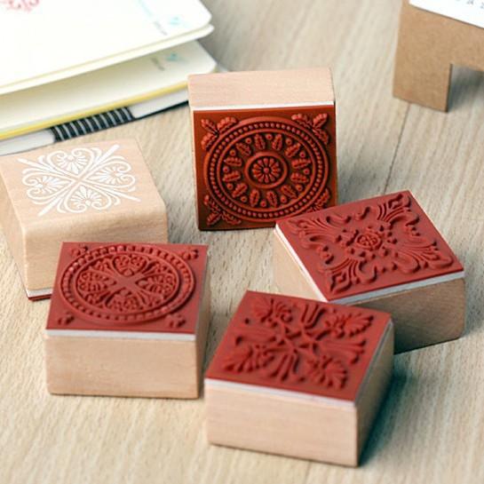 ・カテゴリ: 印章・仕様: 4×4cm・素材: 木製・特徴: 環境に優しい・形状: 正方形・用途: DIY・重量: 約20g